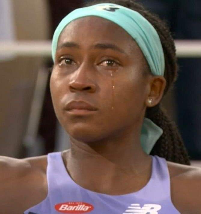 COCO GAUFF BURST INTO TEARS BECAUSE SHE WAS DEFEATED